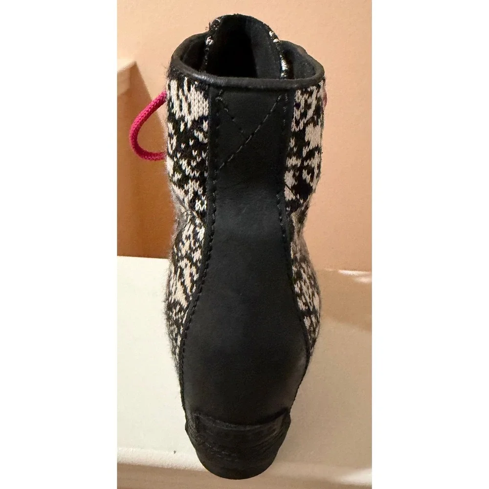 Sorel PDX Wedge Ankle Boots Black White Knit Pink Laces Waterproof Women's 9.5